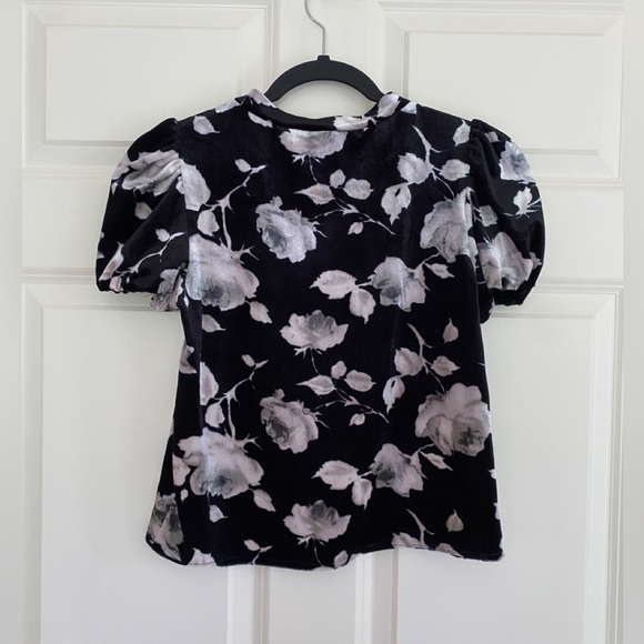 Y2K women’s velvet, puff sleeve top from Necessary Objects. Size S. - Picture 2 of 4